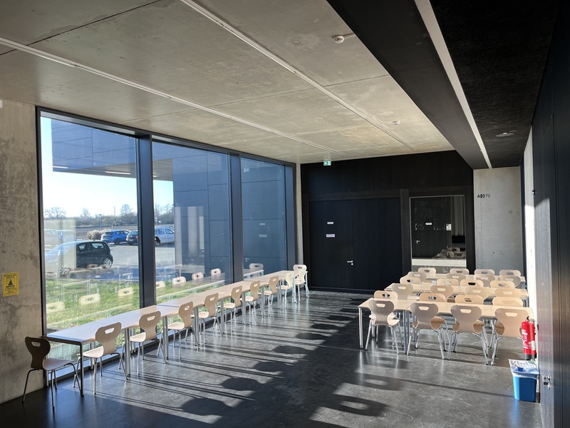 Neues Mobiliar für die Mensa